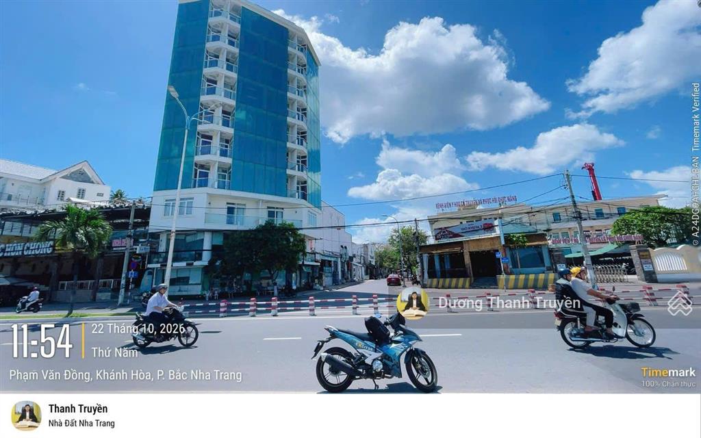 Bán khách sạn la mer hotel 10 tầng lô góc 2 mặt tiền phạm văn đồng, 31 phòng, view biển, giá 45 tỷ