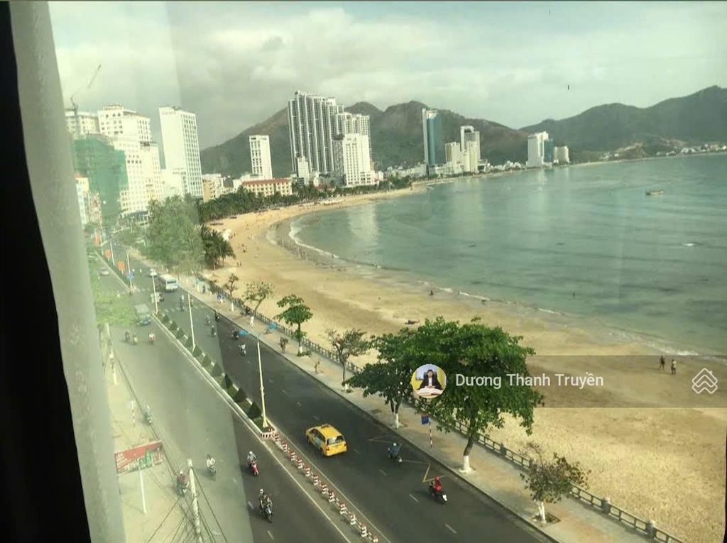 Bán khách sạn la mer hotel 10 tầng lô góc 2 mặt tiền phạm văn đồng, 31 phòng, view biển, giá 45 tỷ