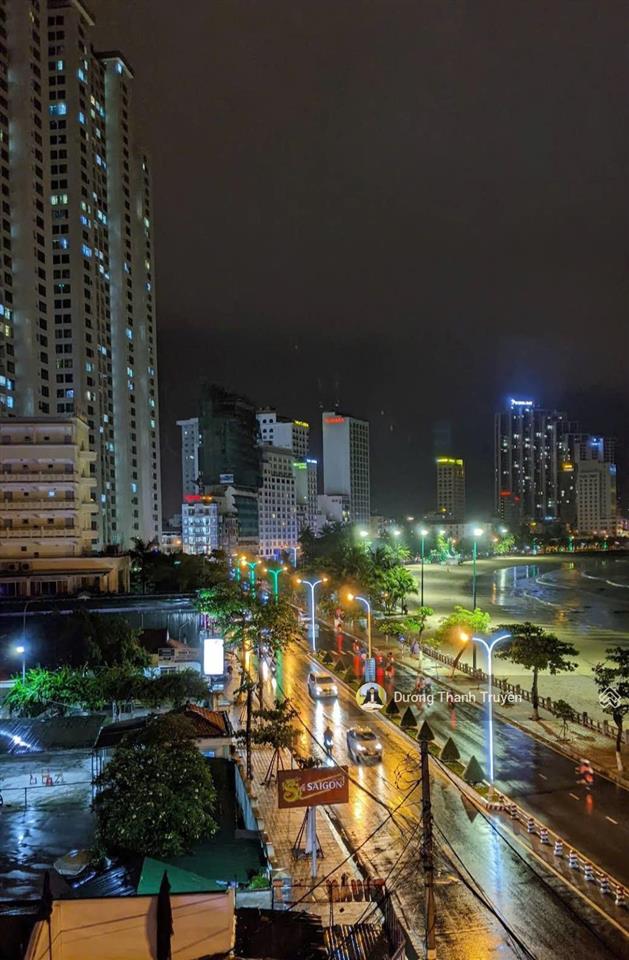 Bán khách sạn la mer hotel 10 tầng lô góc 2 mặt tiền phạm văn đồng, 31 phòng, view biển, giá 45 tỷ