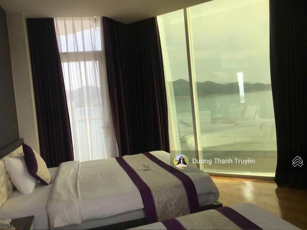 Bán khách sạn la mer hotel 10 tầng lô góc 2 mặt tiền phạm văn đồng, 31 phòng, view biển, giá 45 tỷ