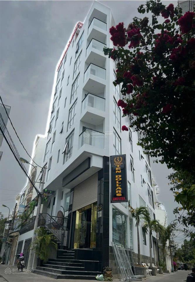 Bán khách sạn 8t lô góc 2 mặt tiền cạnh nguyễn thiện thuật, cách biển 400m, đang cho thuê 60tr/th