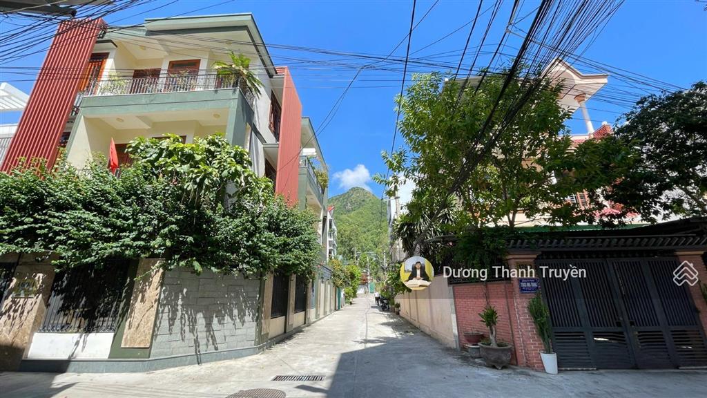 Bán lô đất đẹp cách biển chỉ 250m cạnh dương hiến quyền và mường thanh, giá chỉ 85 triệu/m2
