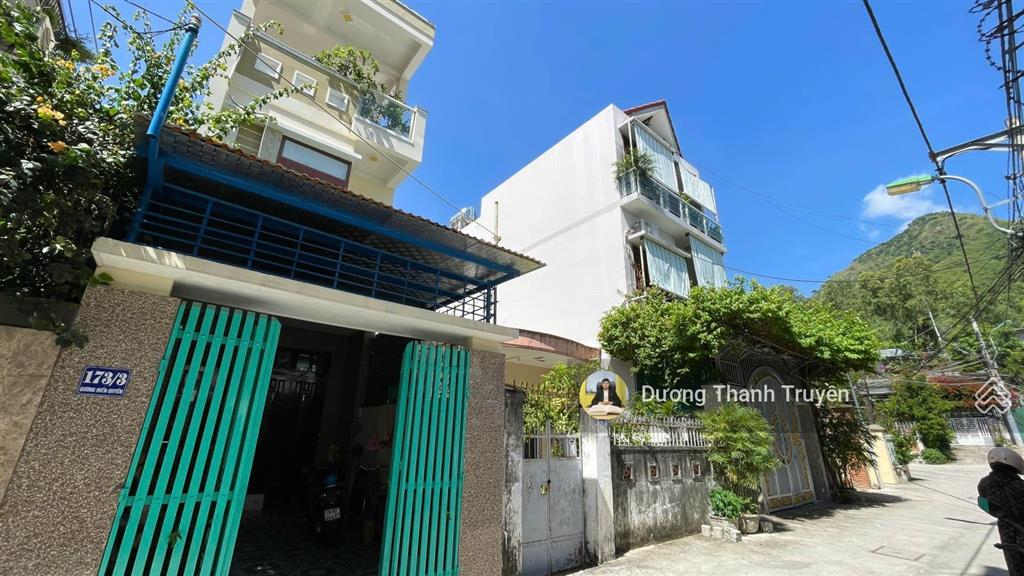 Bán lô đất đẹp cách biển chỉ 250m cạnh dương hiến quyền và mường thanh, giá chỉ 85 triệu/m2