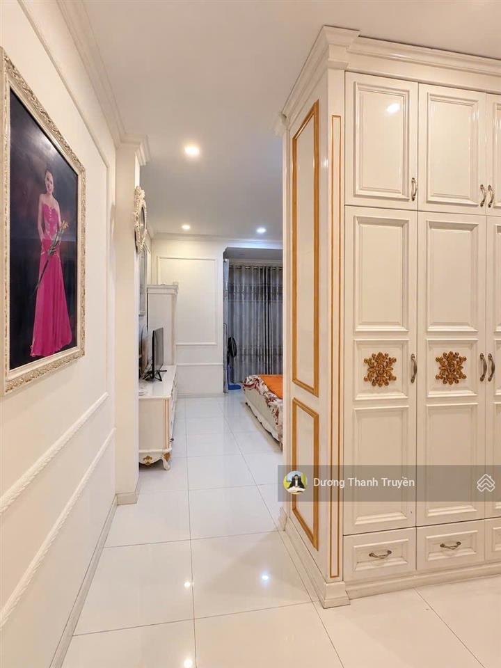Bán nhà 4 tầng mặt tiền cao văn bé cách biển hòn chồng 400m gần mường thanh viễn triều giá 11,5 tỷ