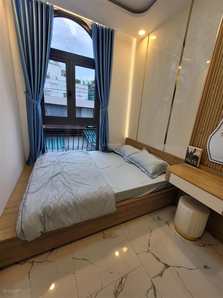 Bán nhà lô góc hẻm xe hơi quang trung gò vấp không lộ giới 5,9 tỷ