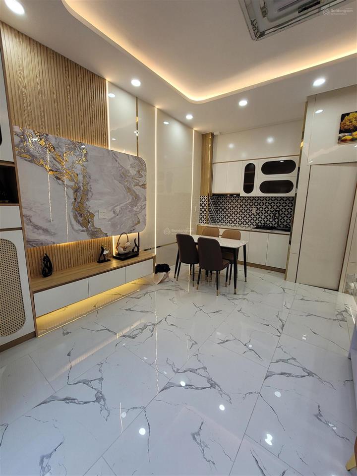 Bán nhà lô góc hẻm xe hơi quang trung gò vấp không lộ giới 5,9 tỷ