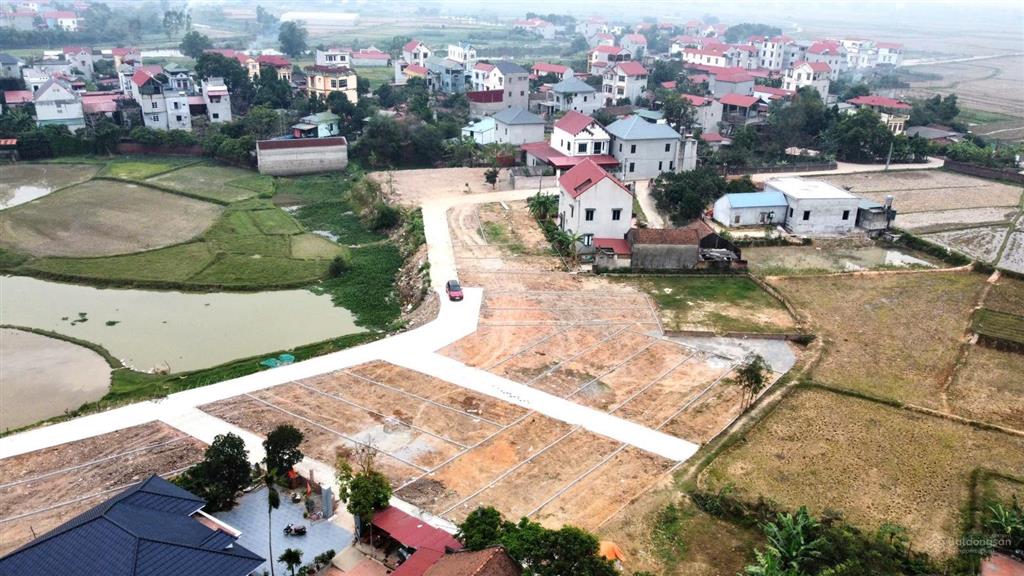 Bán nền đất góc tại đoan bái hiệp hoà, view cánh đồng cách trục liên huyện chỉ 300m