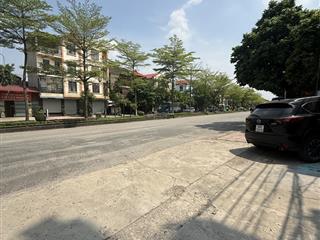Bán nhà mặt phố nguyễn văn cừ 5 tầng lô góc tại tp bắc ninh