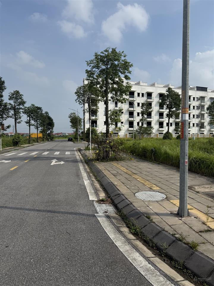 Bán nền góc kđt mới amdi việt đoàn view cánh đồng, giá rẻ hơn 300tr với lô góc hướng tây