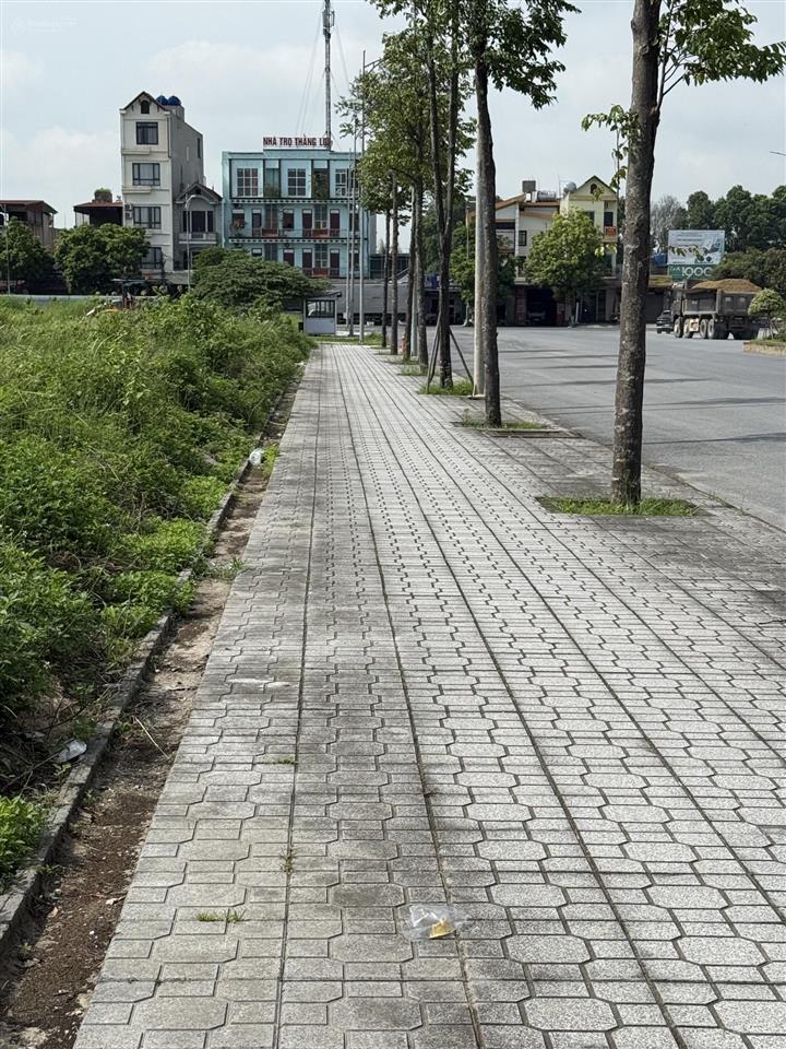 Bán lô đất đẹp gần noxh đang xây giáp kcn 700ha đang hoạt động công nhân sầm uất chỉ 32tr/m2