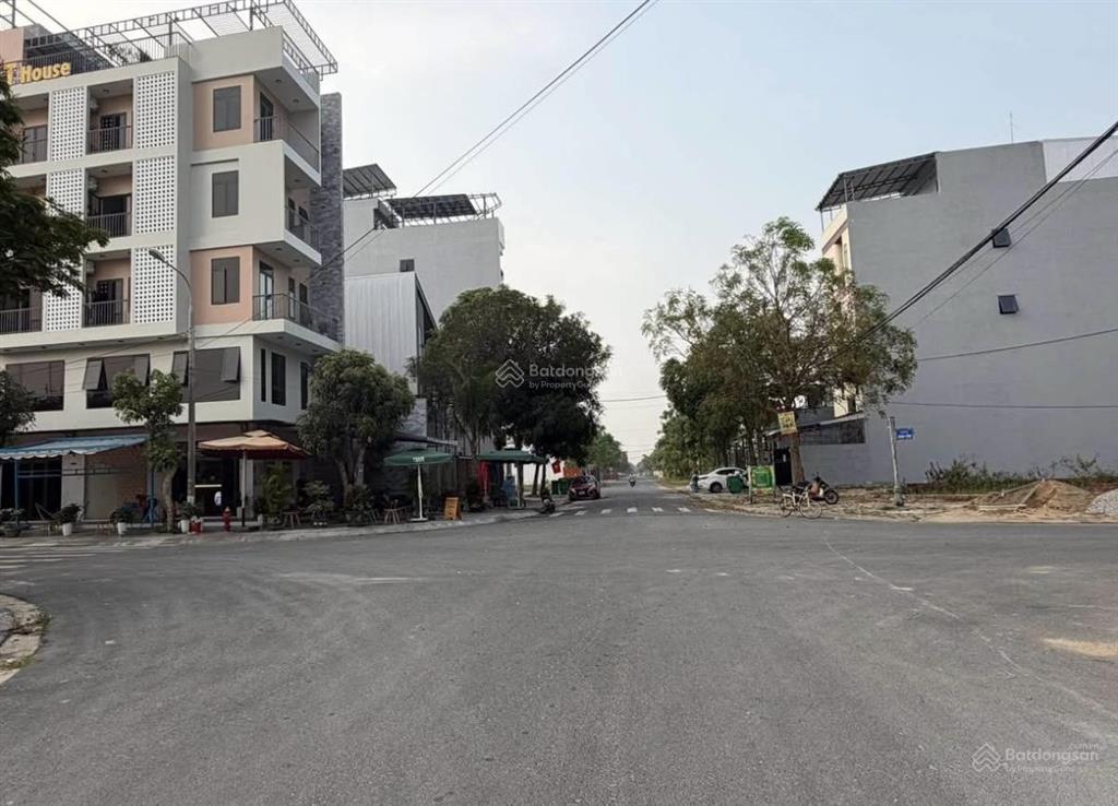 Lô góc ngã tư đẹp khu đô thị giá chỉ 4,25 tỷ