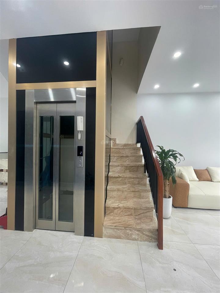 Cho thuê văn phòng nhỏ 36 người tại shophouse hải âu 12, vinhomes ocean park 1, gia lâm