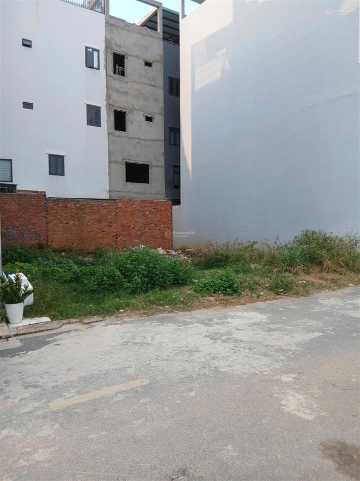 Bán đất tại 390 lê đức anh giá đầu tư 4,3 tỷ, 54m2 sổ hồng riêng