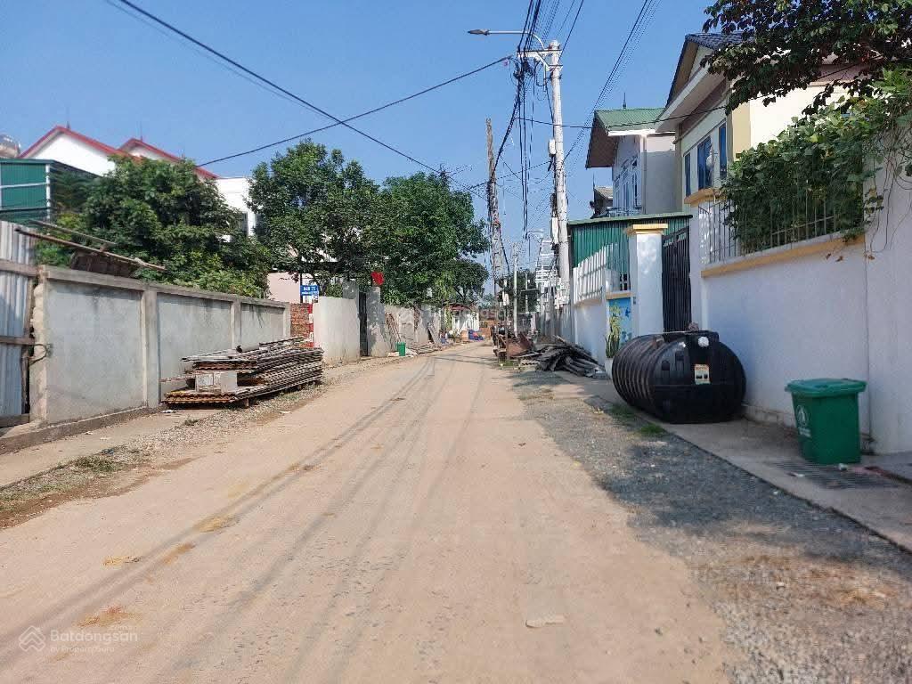 Bán đất lại thượng thạch thất, 102 m2, lô góc, ô tô vào đất, 2.68 tỷ