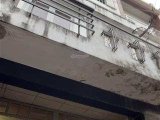 Quận 11,nhà 3 tầng sát mặt tiền đường 3/2tiện kinh doanh4pn chỉ 5.x tỷ