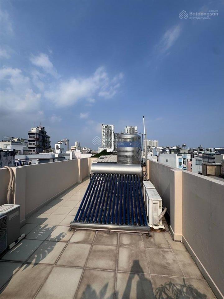 Nhà mới 3 tầng sân thượng , hẻm xe hơi ,quận 6phạm phú thứ, 3.5x11m, giá 5.x tỷ.