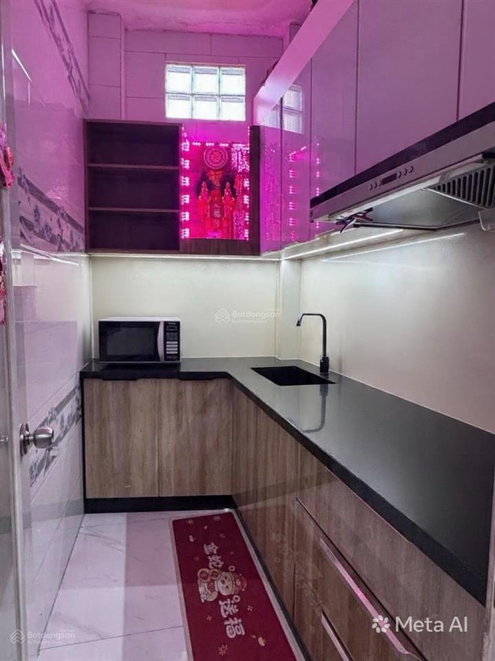 Nhà mới 3 tầng sân thượng , hẻm xe hơi ,quận 6phạm phú thứ, 3.5x11m, giá 5.x tỷ.