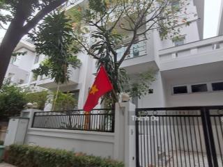 Cho thuê biệt thự khu đô thị ciputra tây hồ, phù hợp gia đình, chuyên gia , trụ sở công ty 180m2 3