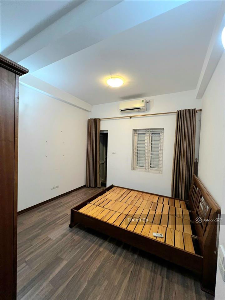 Cho thuê nhà nguyên căn  hồng tiến 500m tới tâm anh 64m2 3t giá 11 triệu/ tháng, có sân thoáng