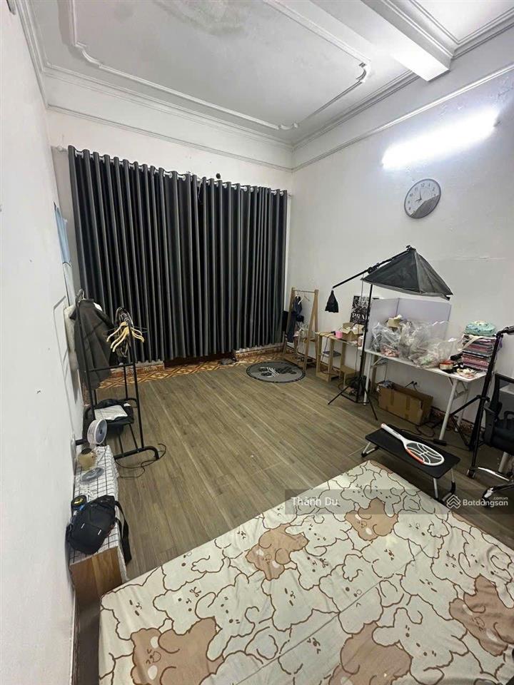 Cho thuê nhà nguyên căn thạch bàn  gần chợ đồng dinh 74m2 giá 6 triệu