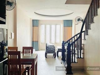 Cho thuê nguyên căn thạch bàn 45m25t ga ra ô tô, 4 ngủ giá 12,5 tr / tháng