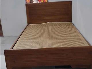 Cho thuê nhà c4 riêng biệt  phố hoàng như tiếp  gần bv tâm anh 30m2 giá 2,6 triệu / tháng