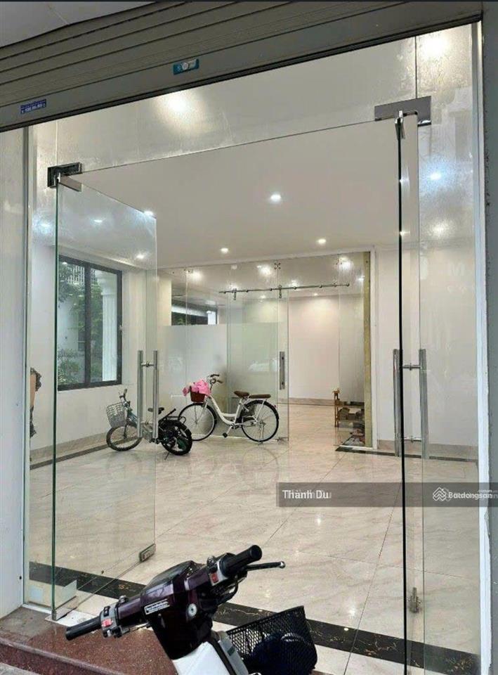 Cho thuê mặt bằng kinh doanh, văn phòng, việt hưng cạnh vinhome riverside 35m2 giá 8,5 tr/ tháng