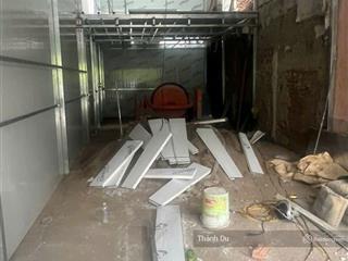 Cho thuê kho xưởng mặt phố lâm du bồ đề ô tô tải đỗ cửa, dt sử dụng 110m2 giá 15 tr / tháng