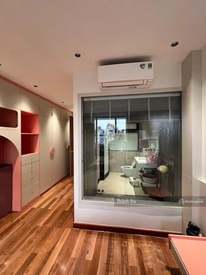 Cho thuê nhà nguyên căn nguyễn văn cừ , thang máy , gara ô tô , vừa ở vừa làm văn phòng 53m2 x8t