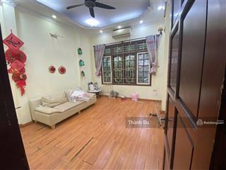 Cho thuê nhà nguyên căn 4 tầng vọng hà  hoàn kiếm vị trí thoáng mát 30m2 x5t giá 10 tr