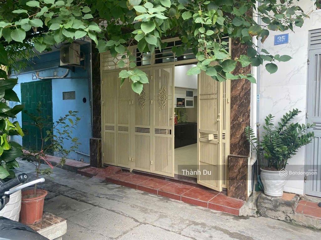 Cho thuê nhà nguyên căn 4 tầng vọng hà  hoàn kiếm vị trí thoáng mát 30m2 x5t giá 10 tr