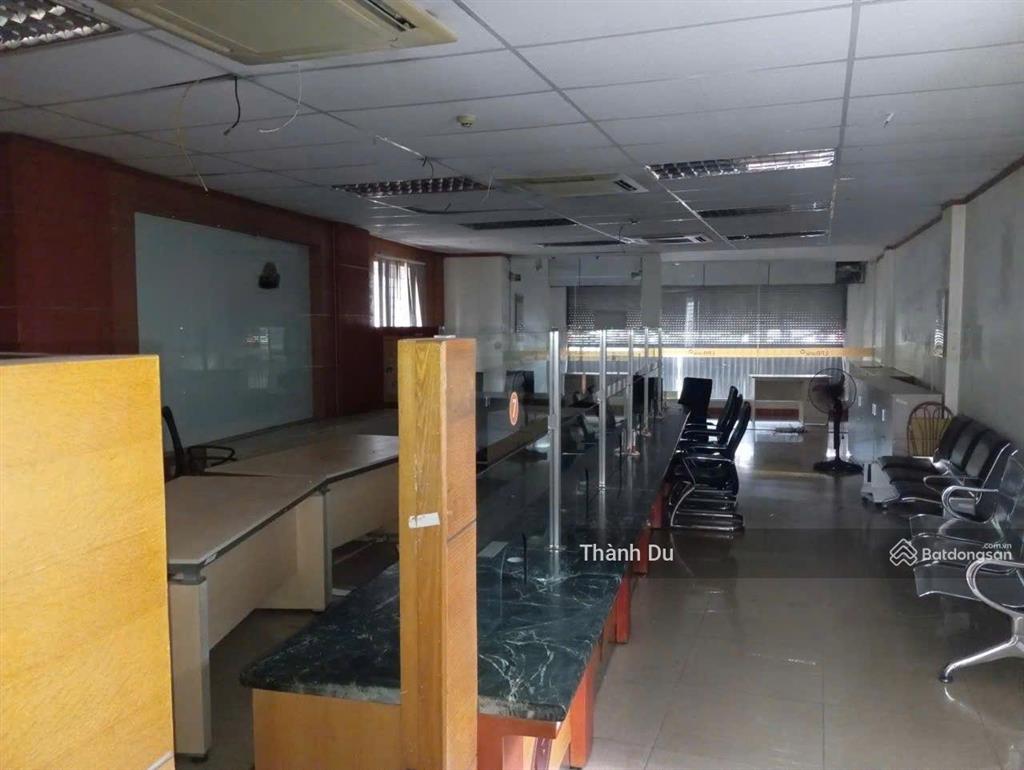Cho thuê tòa nhà nguyên căn thang máy 160m mặt phố trụ sở, trung tâm, vp cty ngô gia tự giá 60tr/