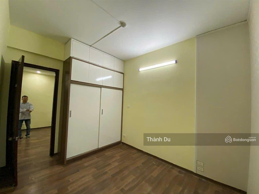 Cho thuê căn hộ đẹp việt hưng, 2 ngủ, thang máy, 65m2, nội thất cơ bản 6,5tr/tháng