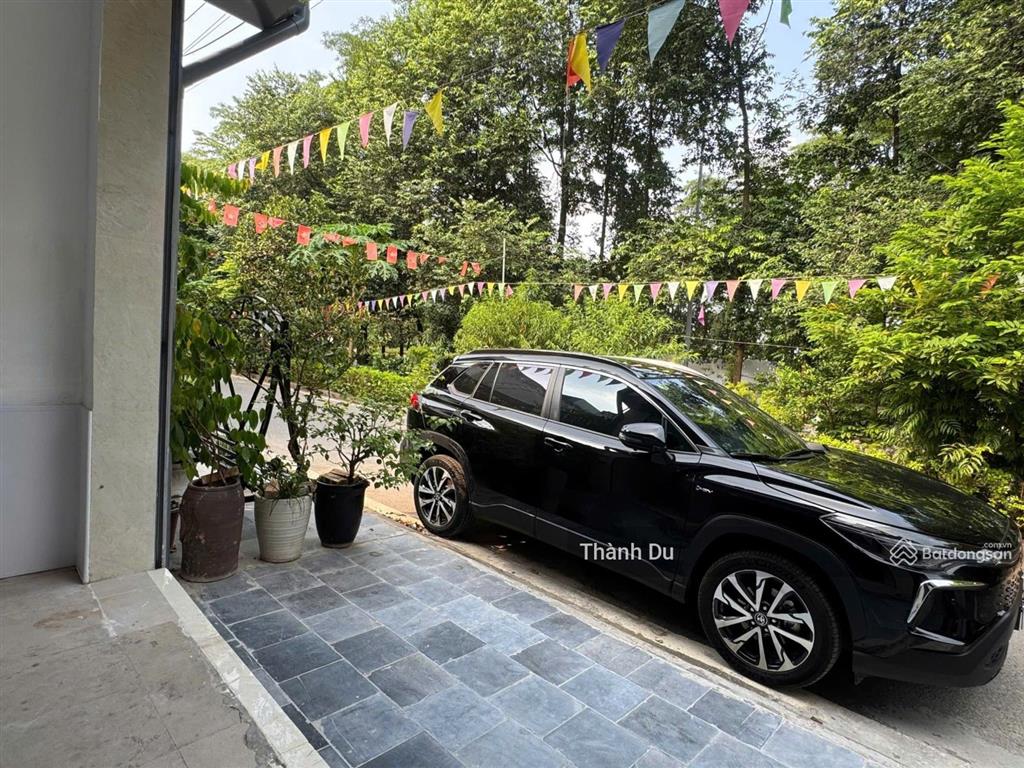Cho thuê nhà nguyên căn có gác xép tại phố vũ đình tụng  thạch bàn 82m2 giá 13,5 triệu