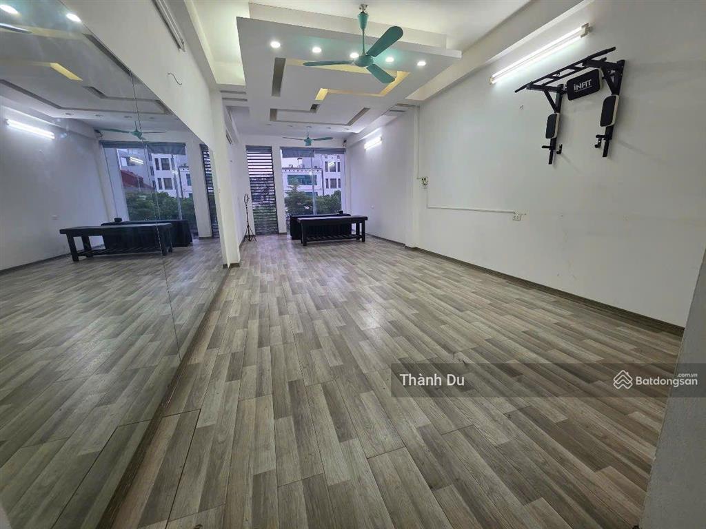 Cho thuê mặt bằng mặt phố ngô gia tự 60m2 giá 6 triệu