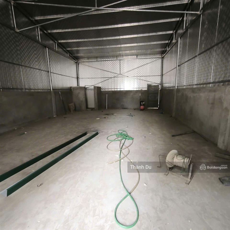 Cho thuê mặt bằng kho xưởng để hàng đức giang long biên 90m2 giá 8tr/th
