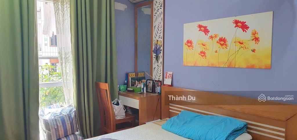 Cho thuê căn hộ chung cư gia thụy 90m 2 phòng ngủ 2 wc full nội thất xịn giá 12 tr