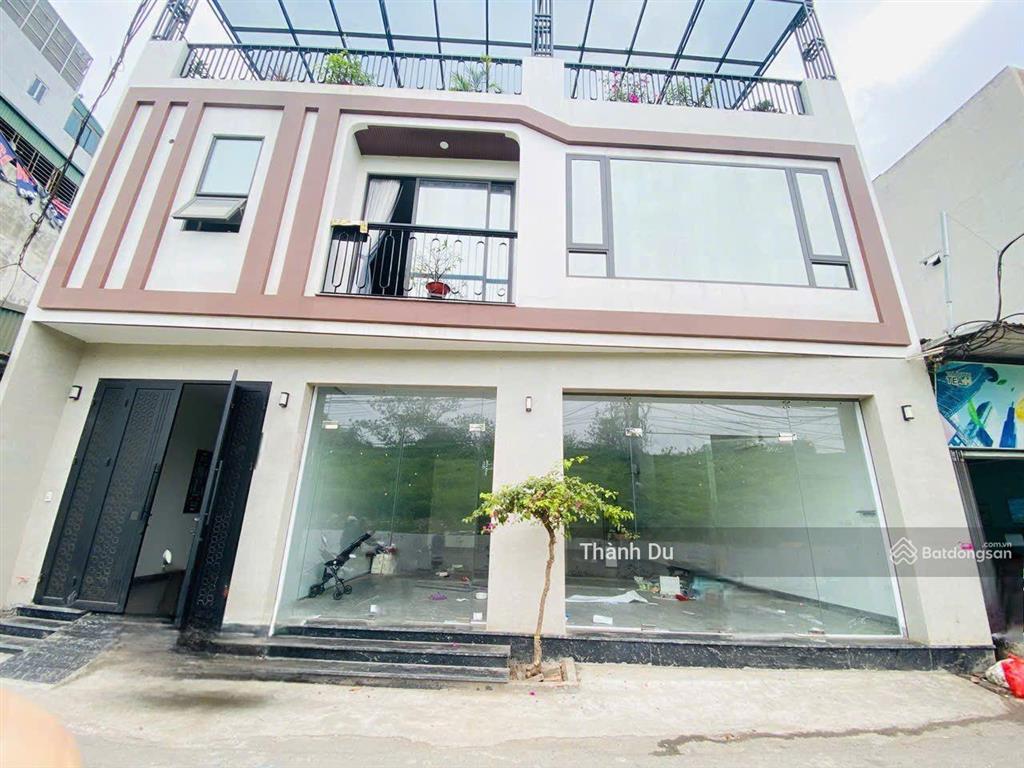 Cho thuê mặt bằng kinh doanh cửa hàng, siêu thị mặt phố 110m2 mt 10m long biên giá 14 tr