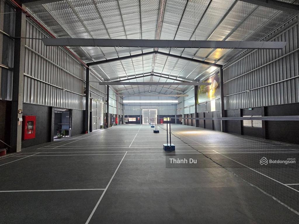 Cho thuê kho xưởng sài đồng long biên 1200m2  container vào 24/24 có sân đỗ hạ hàng giá 120k/m