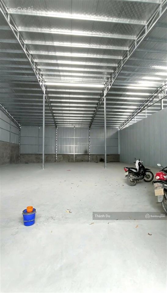 Cho thuê kho xưởng sài đồng long biên 1200m2  container vào 24/24 có sân đỗ hạ hàng giá 120k/m
