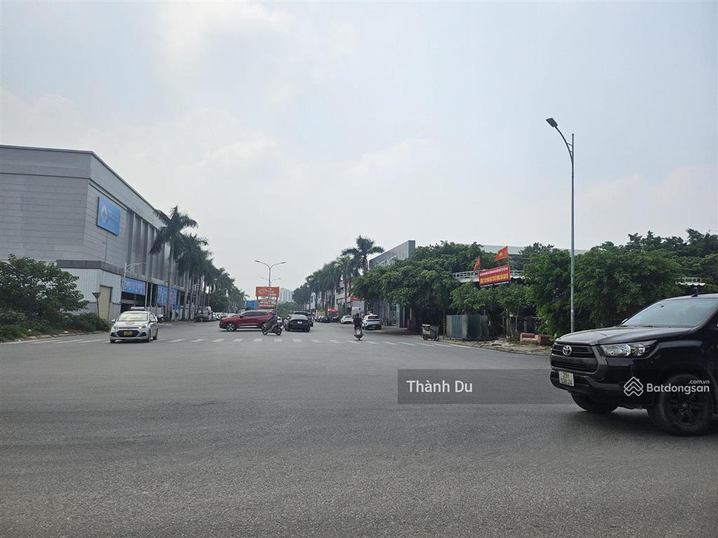 Cho thuê nhà nguyên căn vũ đức thận  việt hưng gần big c 96m2 x5t ô tô tải đỗ cửa giá 22 tr