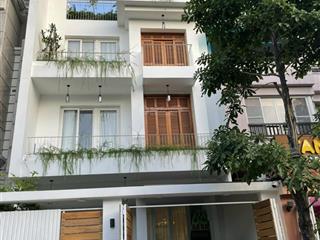 Ngộp bank  bán biệt thự ngay bv chợ rẫy trung tâm quận 5, dt 9 x 18m, cn 150m2, 3 tầng  giá 31 tỷ