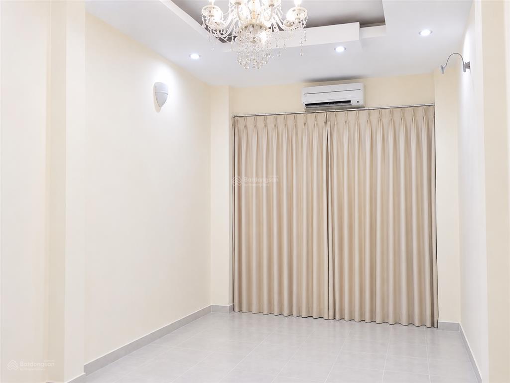 Hxh tô hiến thành 4 tầng 4m x 11m sẵn thu nhập 250tr/năm nhỉnh 10đ bán nhanh còn tl