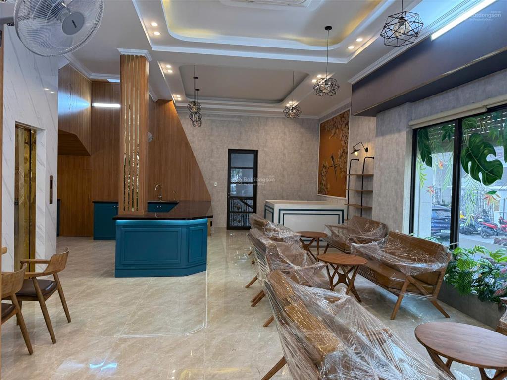 Bán căn góc 2 mặt tiền đường khu cityland park hills