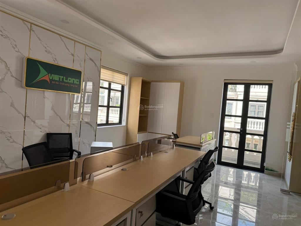 Bán căn góc 2 mặt tiền đường khu cityland park hills