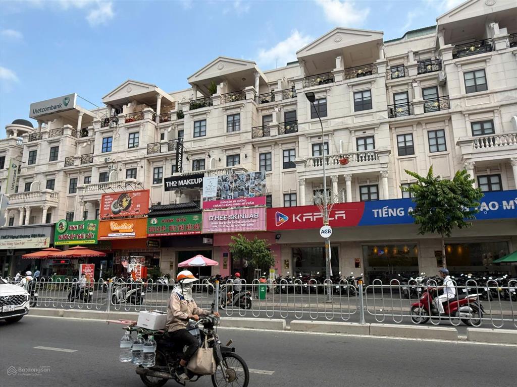 Bán căn góc công viên khu cityland park hills. dt 6 x 20m