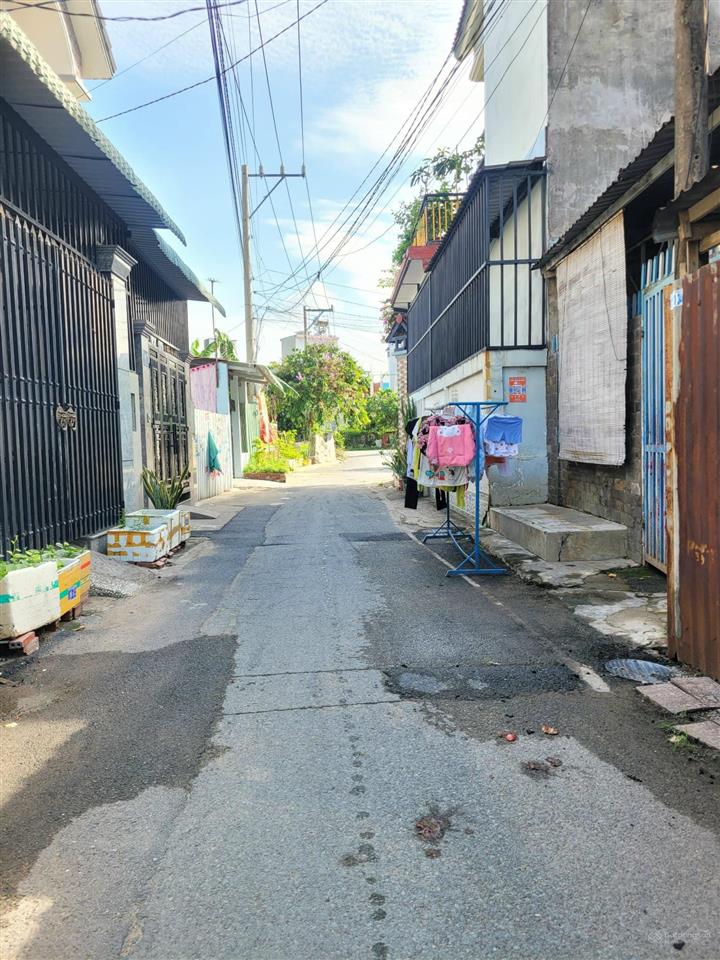 Ngon, rẻ! 1 lô tại xã trung chánh, hóc môn, 59m2, shr, 995tr
