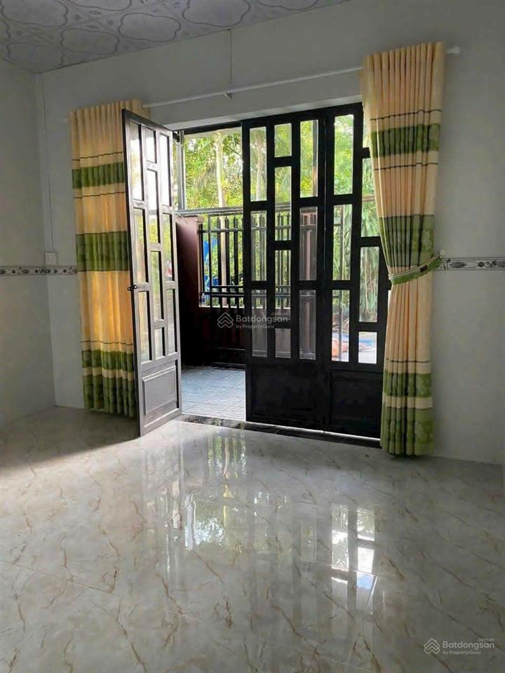 Bán đất tặng nhà cấp 4 tại đường suối lội, xã tân thông hội, 41m2, shr, 700tr