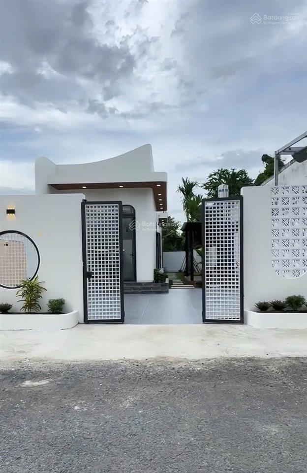 Hot !!! nhà đẹp vừa xây, an tịnh, đường đặng văn trước, 200m², shr, 950tr