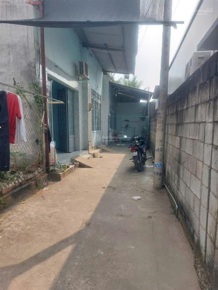 Bán đất tặng nhà cấp 4, đường số 5, xã tân thông hội, 65m2, shr, 795tr